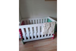 Babybedje aangeboden