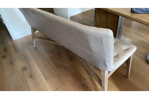 Bank voor bij eettafel