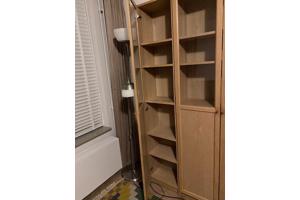 vitrinekastje met 3 deurtjes