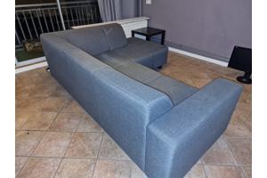 Hoekbank Joost Grijs van Leen Bakker