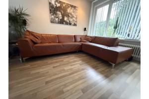 Cognac kleurige hoekbank