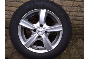 DEZENT-F 15 inch velgen met banden 4x108