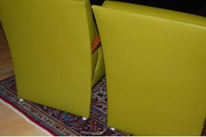 2 Fauteuiltjes met mooie houten leuningen