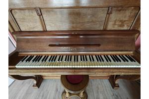 Antieke piano Acker & Feldrappe (Jena)