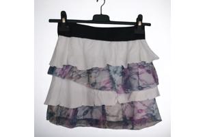 Mini rok met laagjes van kant wit S/M