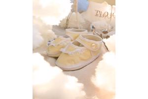 Junior Joy Babyschoenen Geel Met Kant