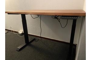 Tafel elektrisch zit-sta bureau Solido massief Eiken