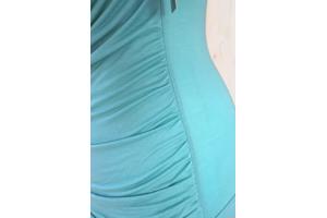 Top sierketting turquoise, zwart of wit, 1 maat 34/40 Nieuw