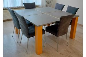 Vierkante eettafel voor 8 personen
