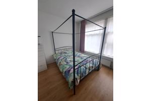 Tweepersoonsbed / hemelbed 140x200
