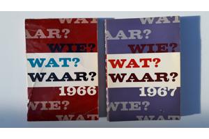 32 boeken WIE WAT WAAR 1947 - 1984