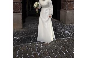 Trouwjurk modern op maat genaaid