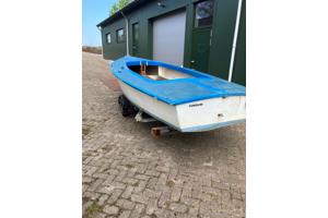 Zeilboot 5,5 meter lang zonder trailer