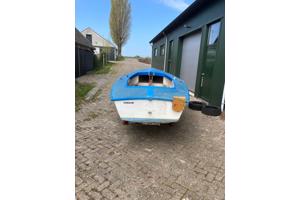 Zeilboot 5,5 meter lang zonder trailer