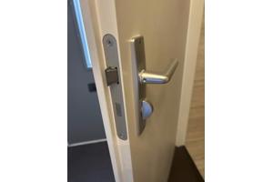 Toilet-badkamer deur met beslag wit , nieuw