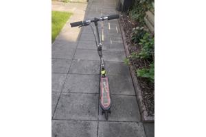 spacescooter met verstelbare stuurhoogte