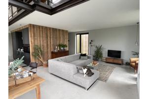 Gratis grijze hoekbank