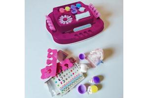 Nagelstudio met glitters vanaf 6 jaar