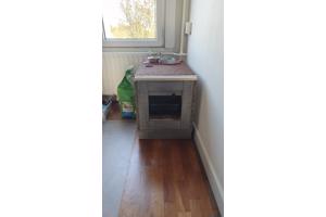 Zelfgemaakte kattenbox incl. kattenbak en schepjes