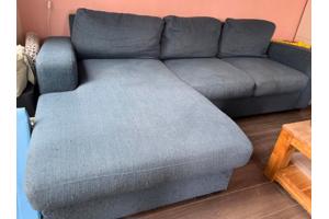 Donkerblauwe bank met loungegedeelte - 250 cm breed