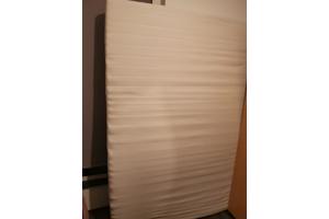 Matras tweepersoonsbed