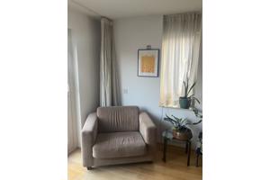 Robuuste, beige loveseat