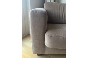 Robuuste, beige loveseat