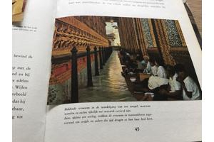 Boek v.THAILAND & SIAM EEN BELEVENIS om te reizen