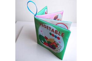 Educatief stoffen knisper babyboekje vegetable