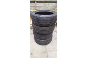 3x Sentury Qirin 225/45ZR17, 1x hankook ventusS1evo2k