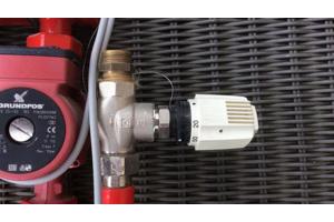 WTH vloerverwarmingsunit/verdeler voor 2 groepen met pomp