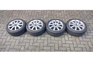 Originele Audi velgen met zo goed als nieuwe winterbanden