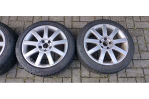 Originele Audi velgen met zo goed als nieuwe winterbanden