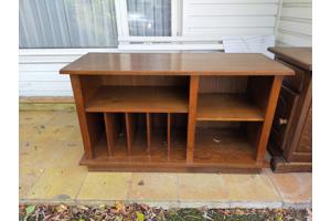 TV kast 120 breed, 47 diep en 70 hoog