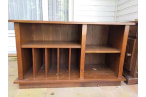 TV kast 120 breed, 47 diep en 70 hoog