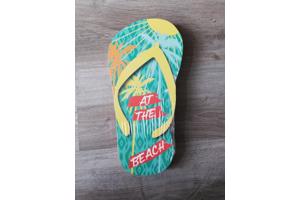 Wanddecoratie - Hout - Slipper - 'At The Beach'