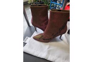 Te koop nieuw in doos