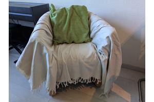 Klassieke stoffen kuipstoel