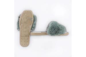 NN152 Givana Fluffy slippers groen 38