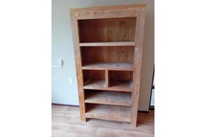 Massief houten kasten