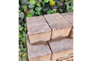 Terrakleurige klinkers