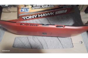 Tony Hawk board en game in seal
