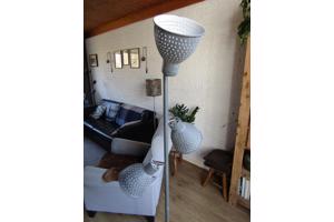 Staande lamp met 3 spotjes