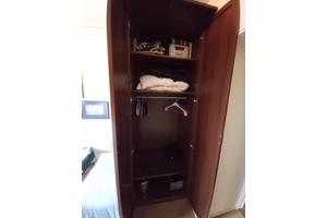 Ikea hangleg kast met spiegeldeuren