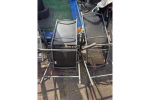 GRATIS Tuinset met glazen tafel en vier inklapbare stoelen
