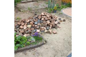 SIERSTENEN EN KOPPELSTENEN