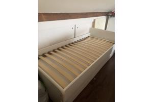 GRATIS eenpersoons bed frame 90x200