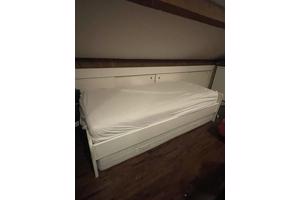 GRATIS eenpersoons bed frame 90x200