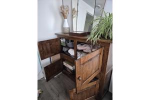 Antieke eikenhouten kast
