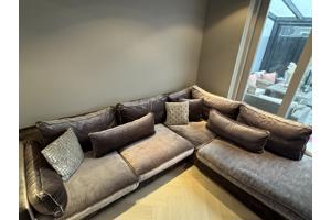 Luxe Eric kuster bank! Kan zeker nog een ronde mee